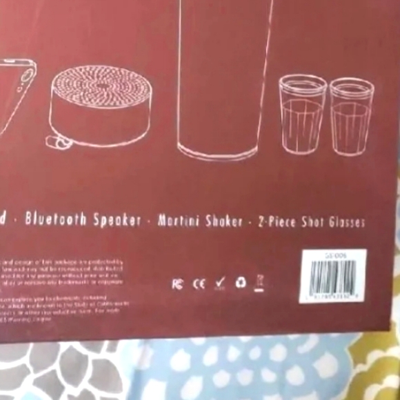 Party Girl 6 Piece Set w/Headphones - Picture 9 of 11